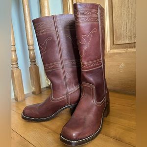 Tall brown Frye boot embroidered size 9.5